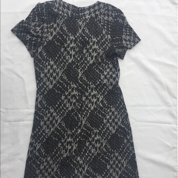Trina Turk Abstract Print short sleeve Dress - Picture 2 of 6